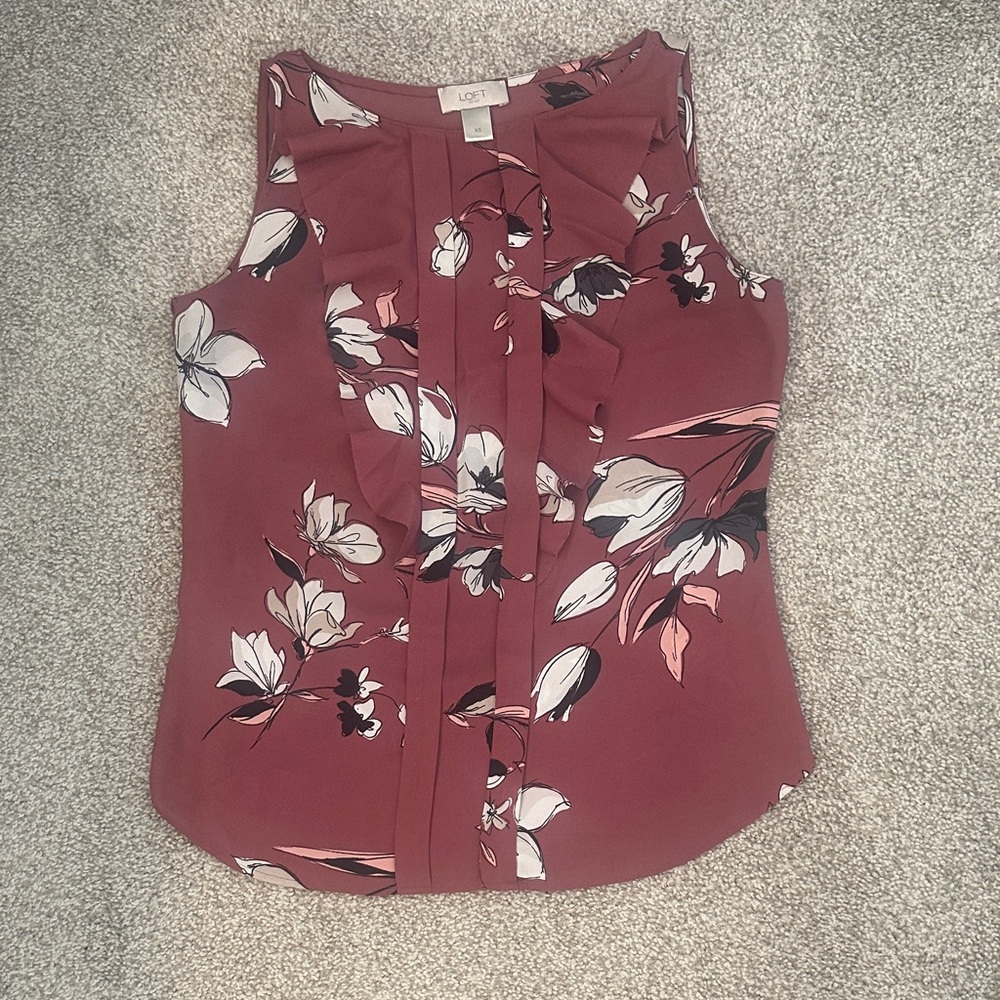 LOFT Women's Sleeveless Floral Blouse - Mauve and White